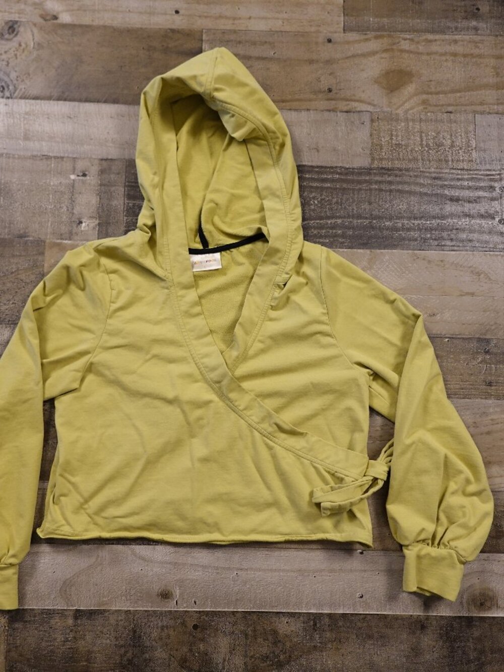 Lovefool Wrap Hoodie Crop Top Women’s Large Yellow‎ Lounge Casual